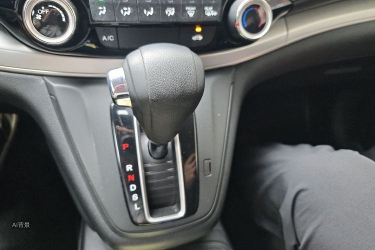 Honda CR-V 2016 #16 Honda CR-V 2016 car image #16
