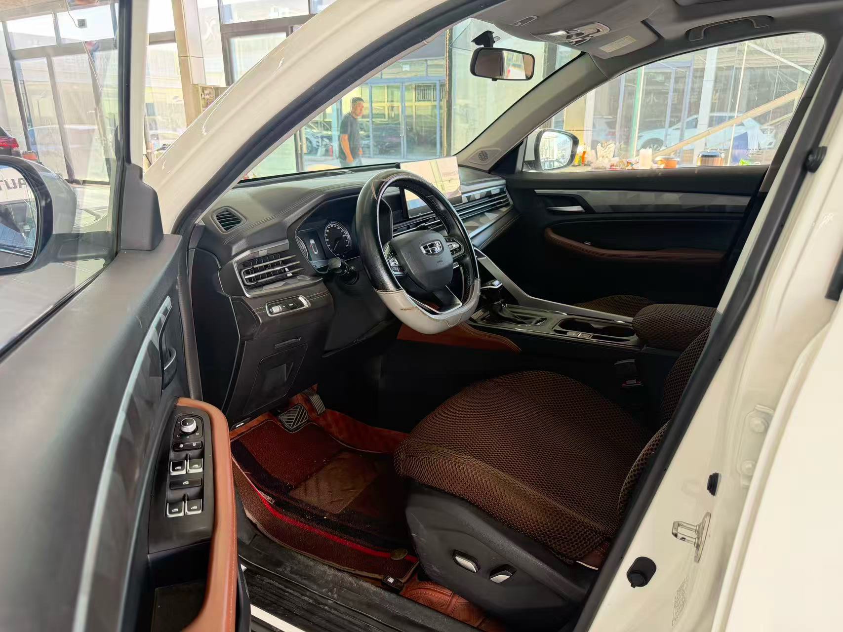 GEELY Vision X6 2022 car image #8
