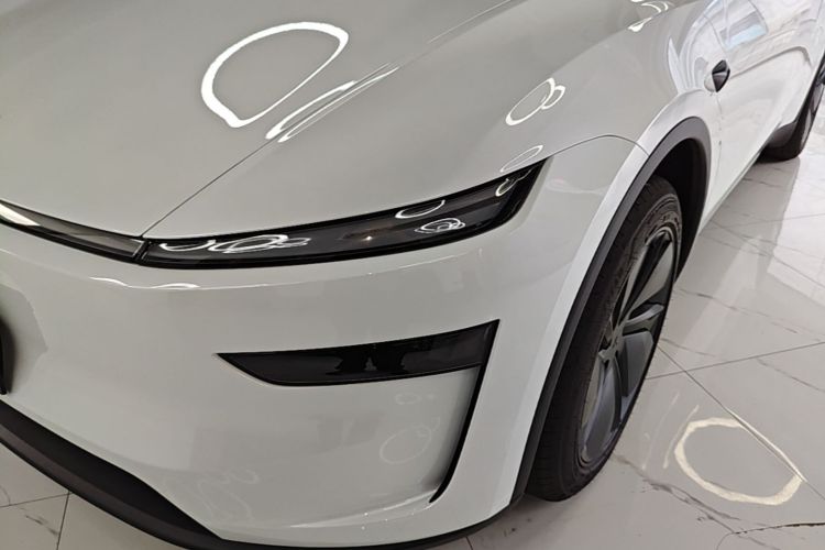 Tesla Model Y 2026 #23 Tesla Model Y 2026 car image #23
