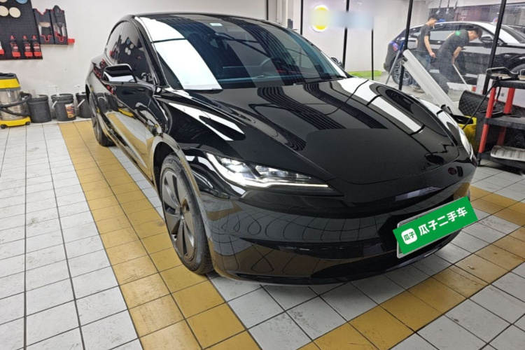 Tesla Model 3 2023 #4 Tesla Model 3 2023 car image #4