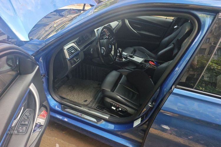 BMW 3 Series 2018 #18 BMW 3 Series 2018 car image #18
