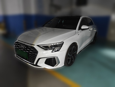 Audi A3 2022 Audi A3 2022 صورة سيارة