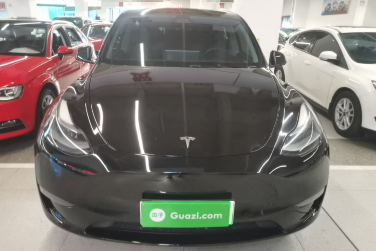 Tesla Model Y 2024 #3 Tesla Model Y 2024 car image #3