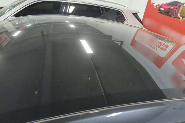 Tesla Model Y 2025 #25 Tesla Model Y 2025 car image #25