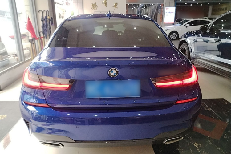 BMW 3 Series 2020 car image #6