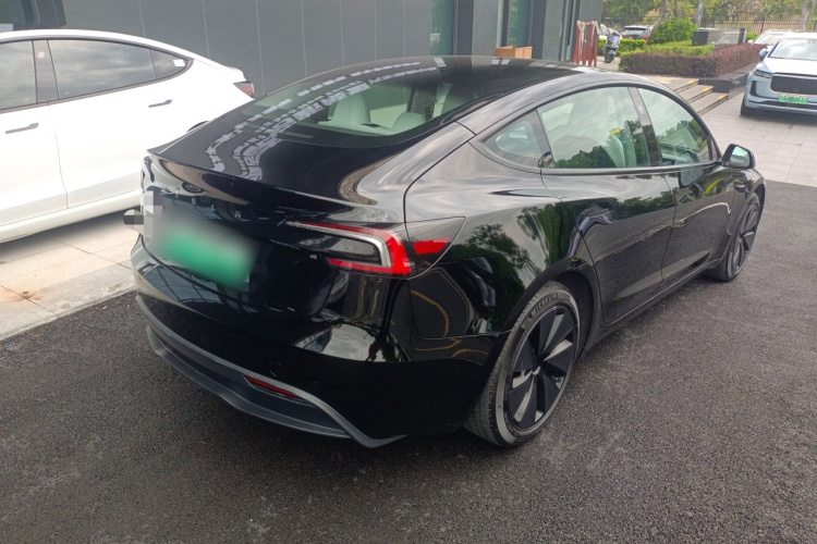 Tesla Model 3 2023 #7 Tesla Model 3 2023 car image #7