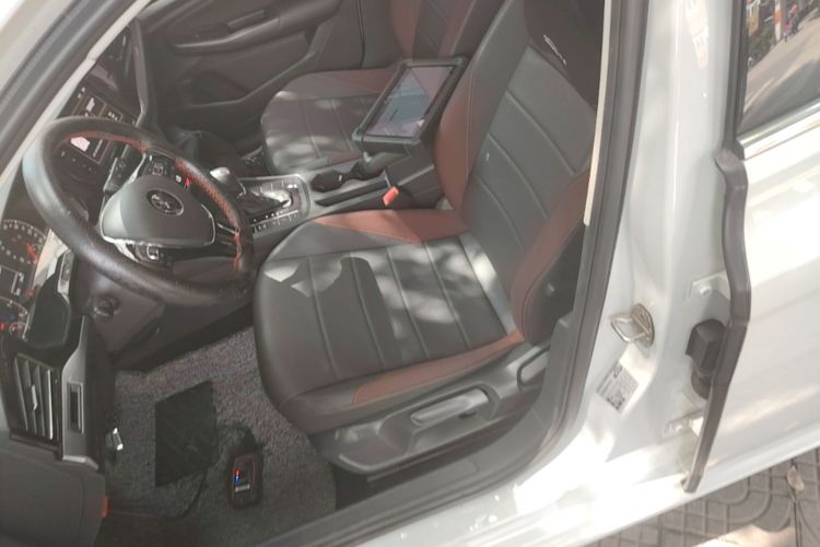 Volkswagen Bora 2020 car image #15