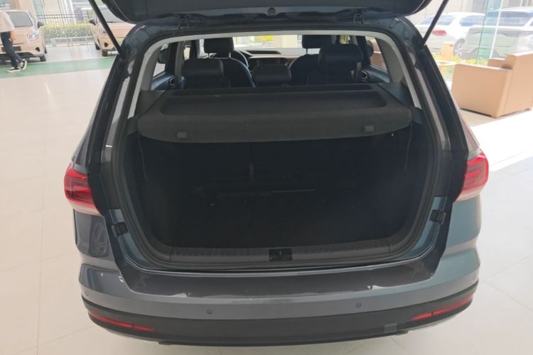 Volkswagen Tharu 2019 #19 Volkswagen Tharu 2019 car image #19