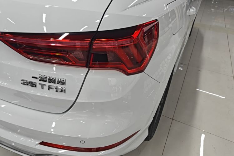 Audi Q3 2021 #8 Audi Q3 2021 car image #8