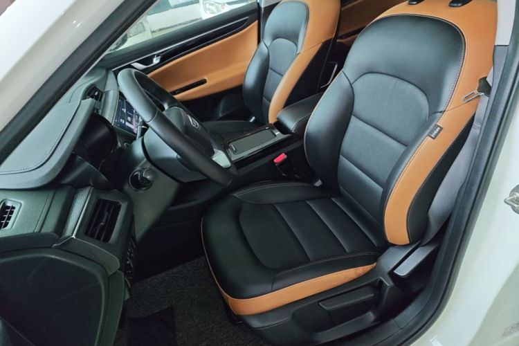 GEELY Emgrand GL 2020 car image #15