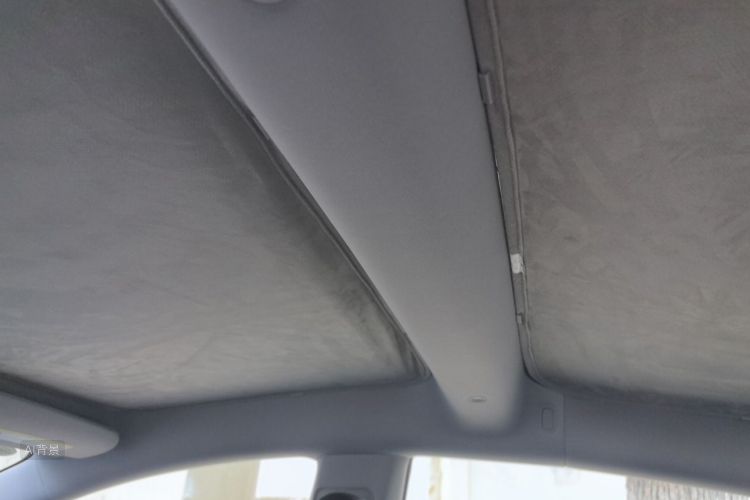 Tesla Model 3 2025 car image #20