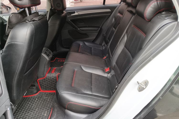 Volkswagen Golf 2017 immagine di auto #19