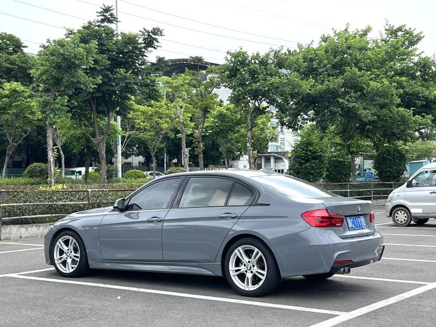 BMW 3 Series 2017 #8 BMW 3 Series 2017 car image #8