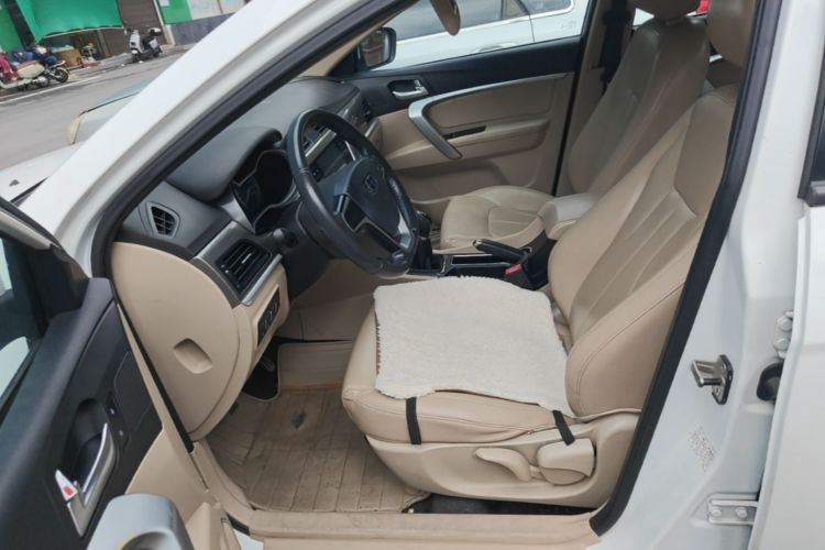 GEELY Emgrand 2017 #20 GEELY Emgrand 2017 car image #20