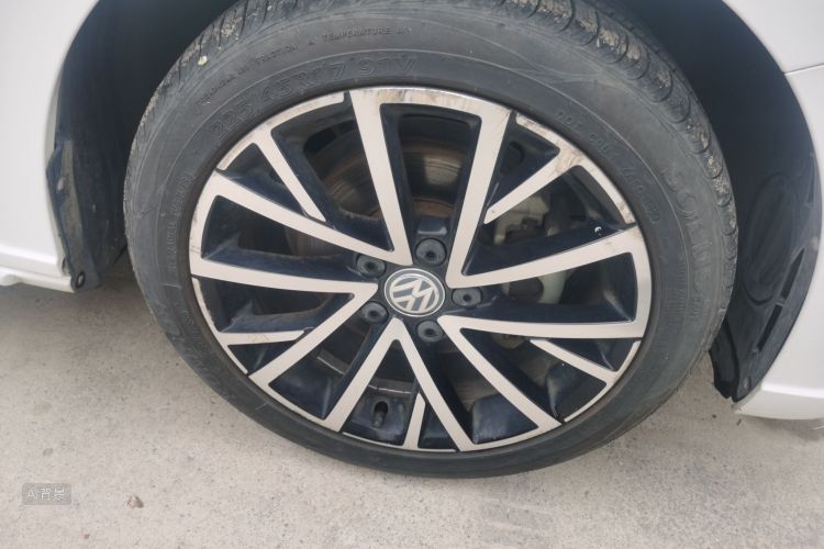 Volkswagen Lavida 2019 #9 Volkswagen Lavida 2019 car image #9