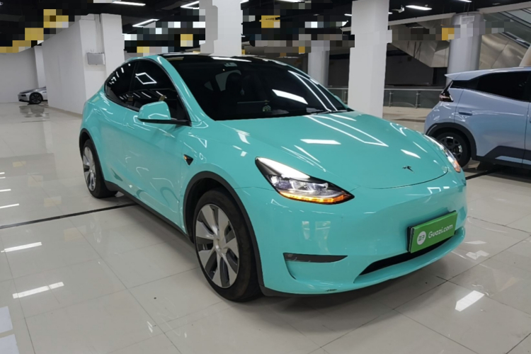 Tesla Model Y 2022 car image #4