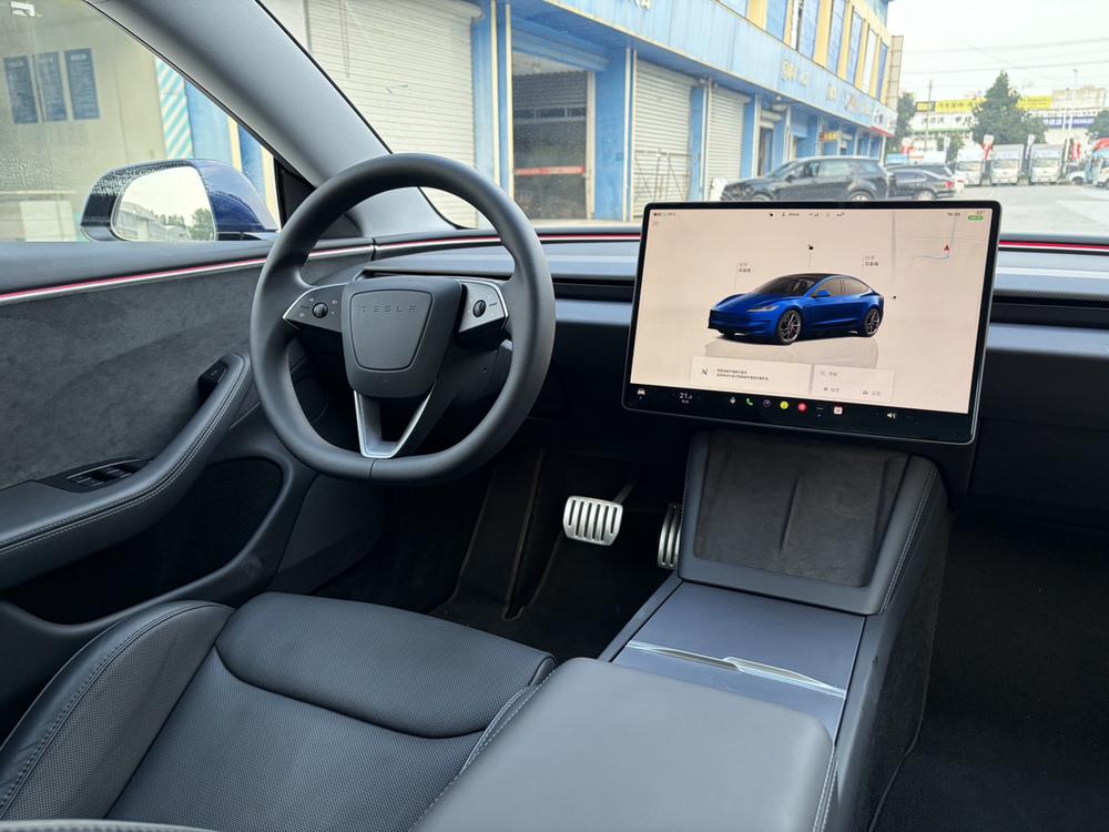 Tesla Model 3 2024 car image #7