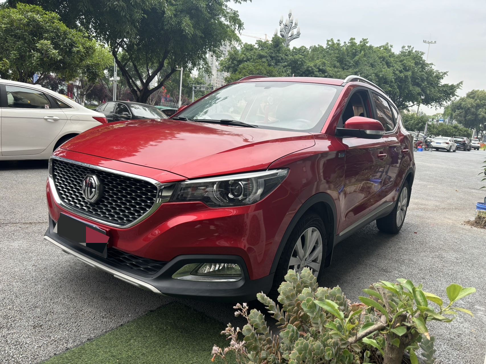 MG ZS 2017 MG ZS 2017 car image