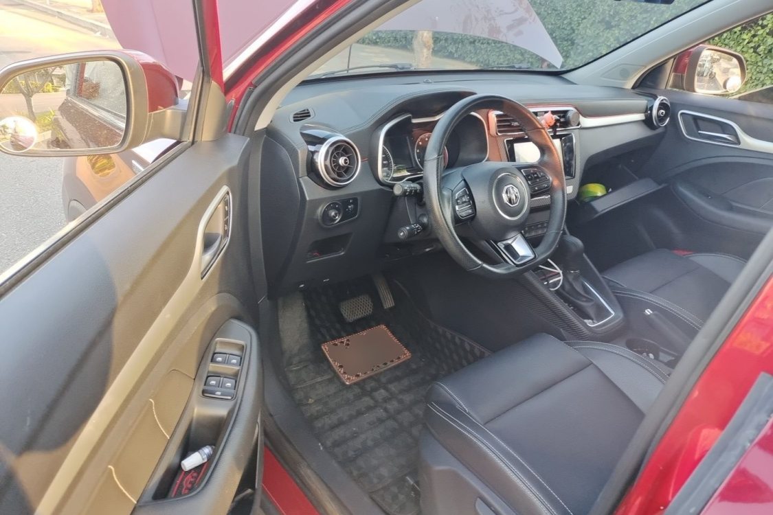 MG ZS 2018 car image #23