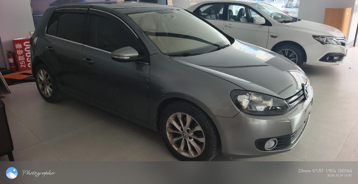 Volkswagen Golf 2011 imagem de carro #3