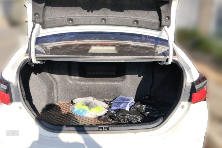 Toyota Corolla 2019 #21 Toyota Corolla 2019 car image #21