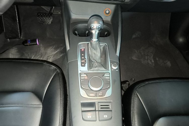 Audi A3 2016 car image #14
