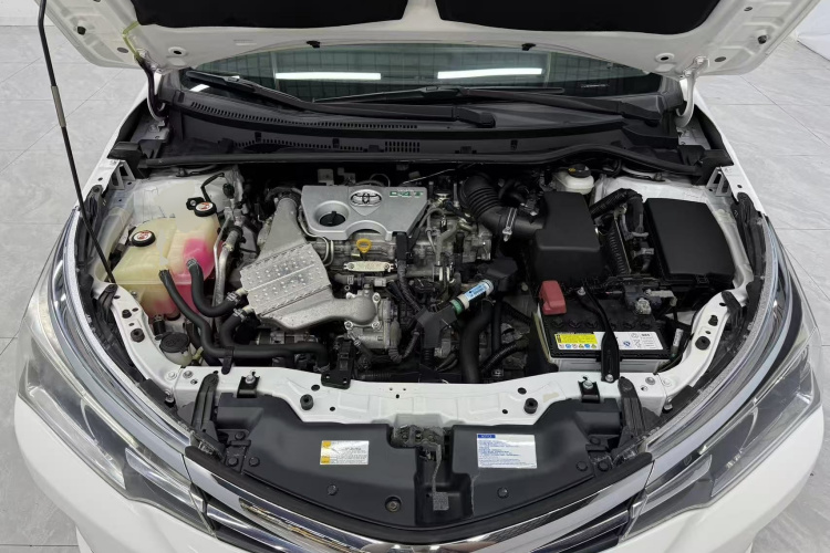 Toyota Corolla 2017 #20 Toyota Corolla 2017 car image #20