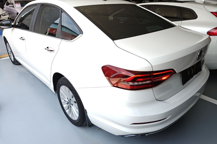 Volkswagen Lavida 2021 car image #5