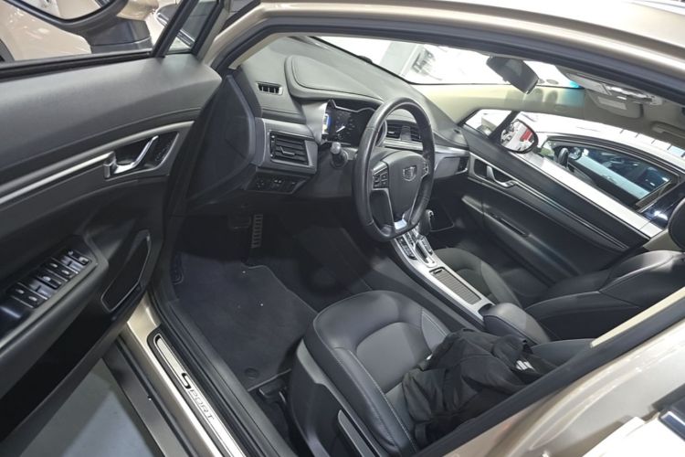 GEELY Emgrand GS 2019 car image #16