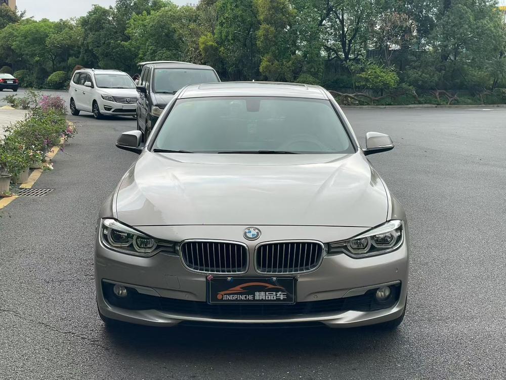 BMW 3 Series 2018 car image #2