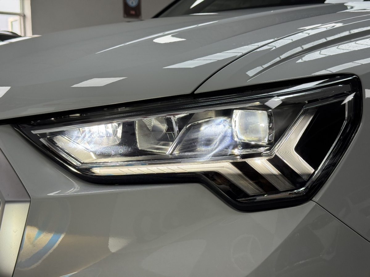 Audi Q3 2022 #22 Audi Q3 2022 car image #22