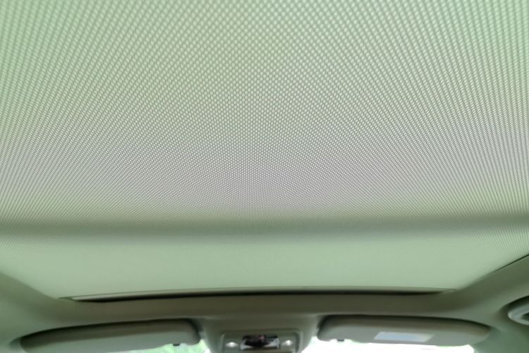 BYD Yuan New Energy 2019 immagine di auto #16