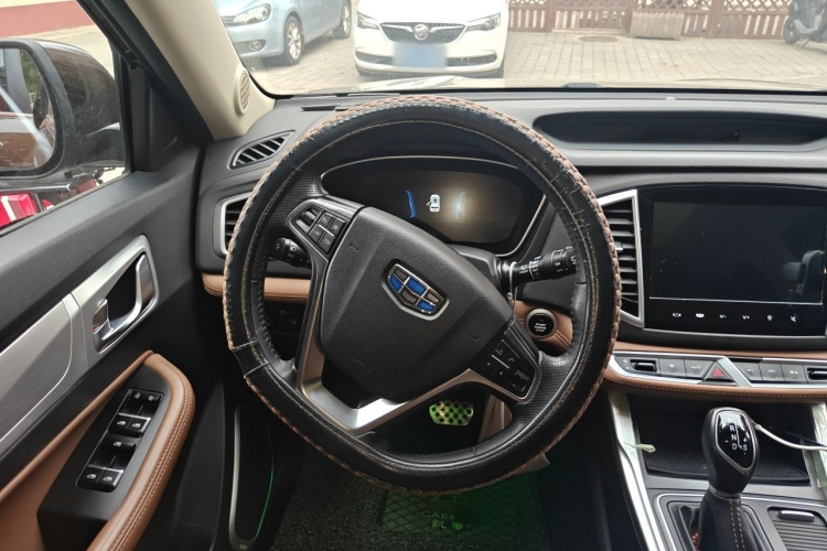 GEELY Vision X6 2019 car image #11