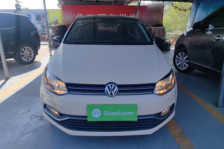 Volkswagen Polo 2017 car image #3