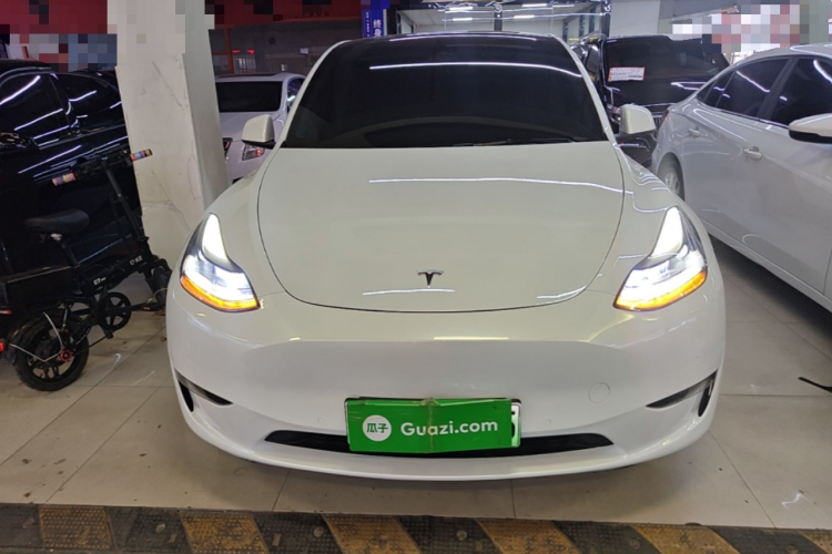 Tesla Model Y 2021 #3 Tesla Model Y 2021 car image #3