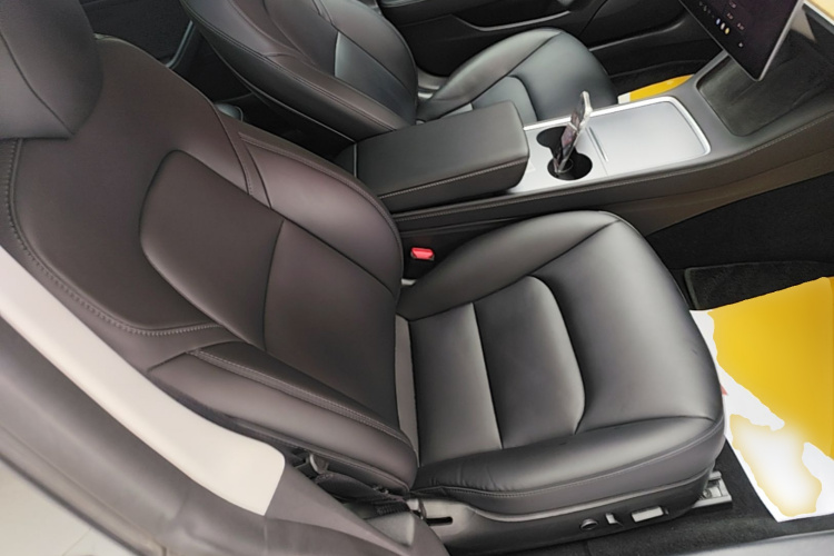 Tesla Model 3 2022 car image #24