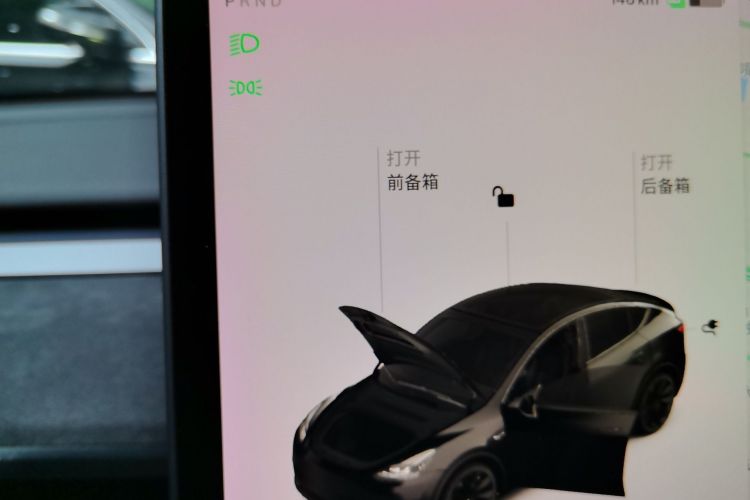 Tesla Model Y 2021 #12 Tesla Model Y 2021 car image #12