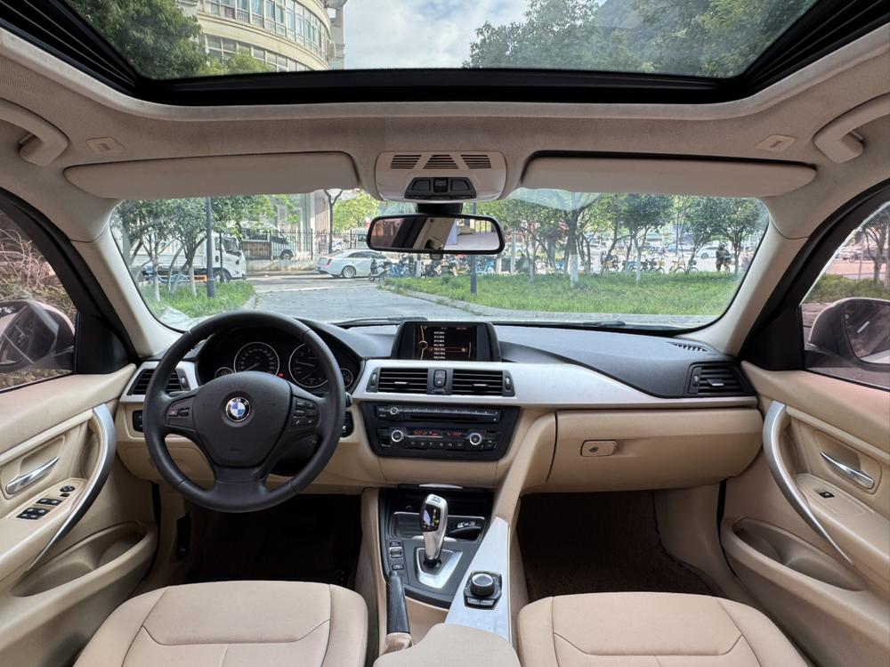BMW 3 Series 2014 imagen de coche #27