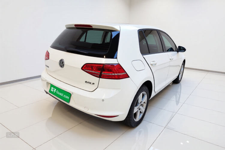 Volkswagen Golf 2015 car image #7