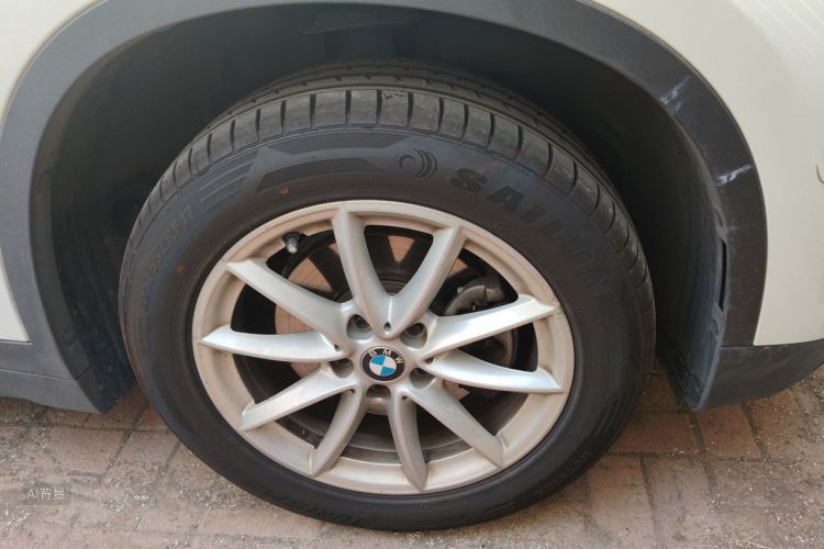 BMW X1 2018 car image #9