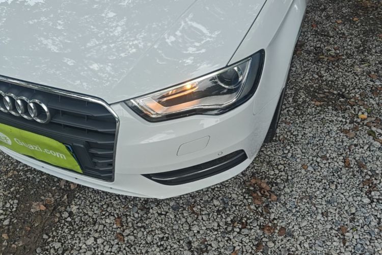 Audi A3 2015 car image #23