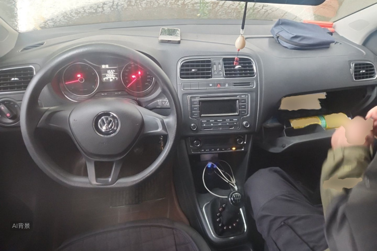 Volkswagen Polo 2015 immagine di auto #11