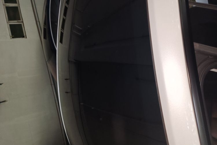 Tesla Model Y 2024 #25 Tesla Model Y 2024 car image #25