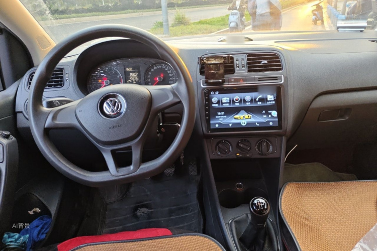 Volkswagen Polo 2014 #11 Volkswagen Polo 2014 car image #11