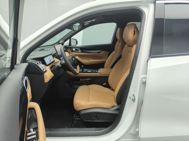 GEELY Boyue L 2026 #4 GEELY Boyue L 2026 изображение автомобиля #4