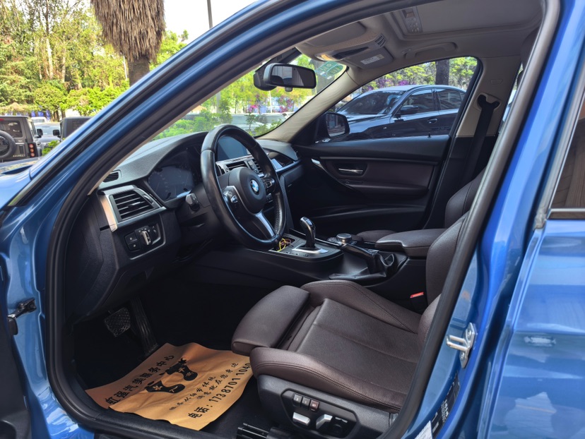 BMW 3 Series 2018 car image #4