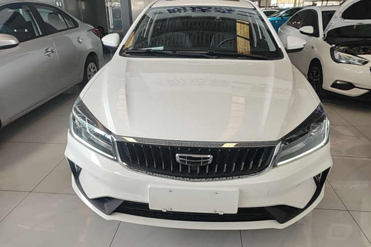 GEELY Emgrand 2021 car image #3