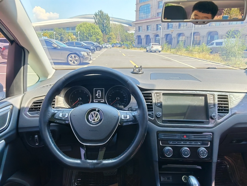 Volkswagen Golf Sportsvan 2016 #4 Volkswagen Golf Sportsvan 2016 car image #4