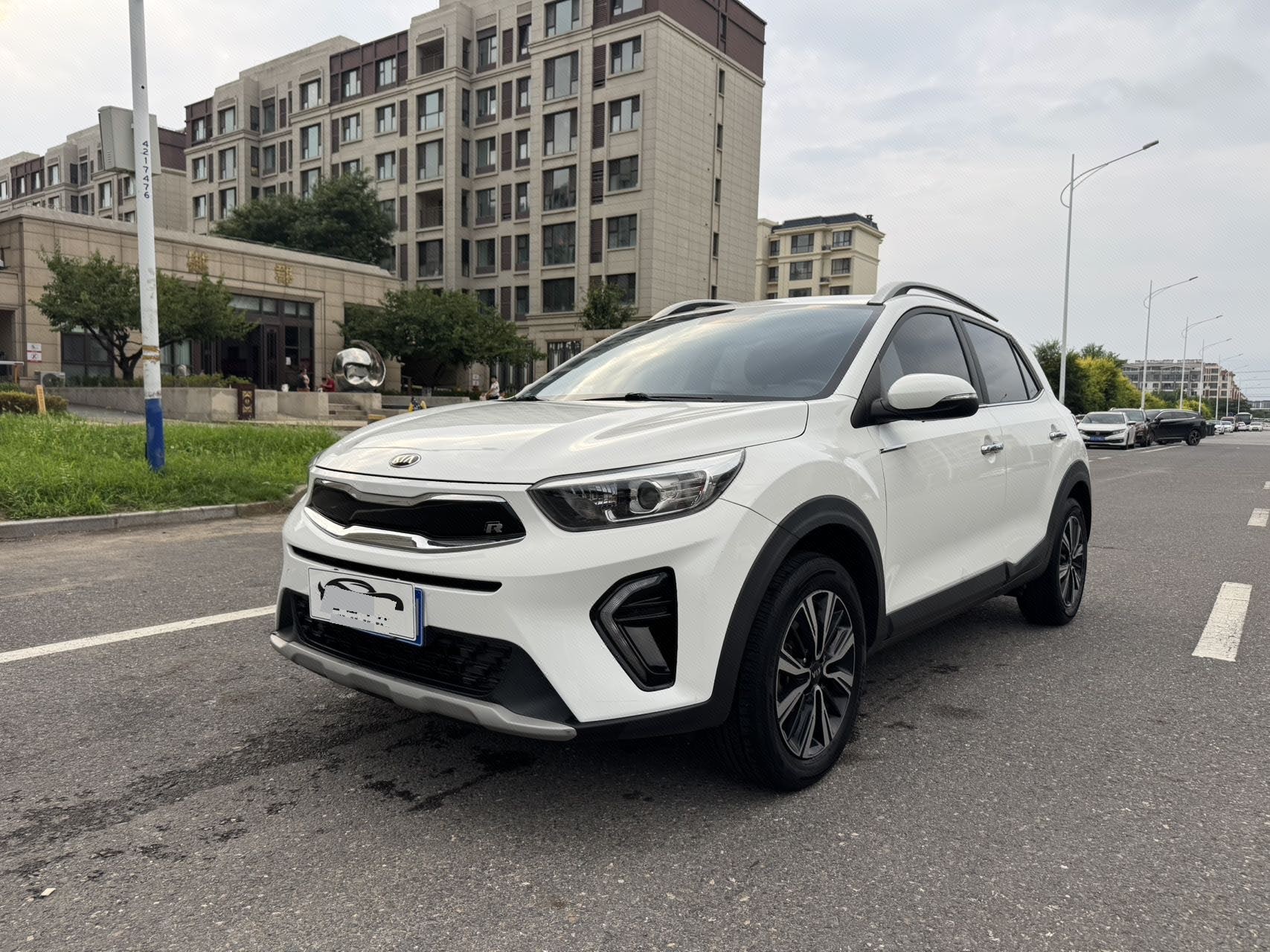 Kia KX1 2021 car image 