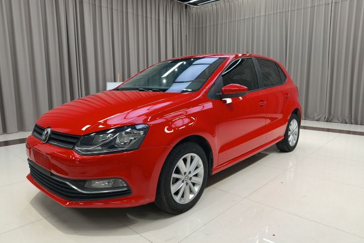 Volkswagen Polo 2014 car image #2